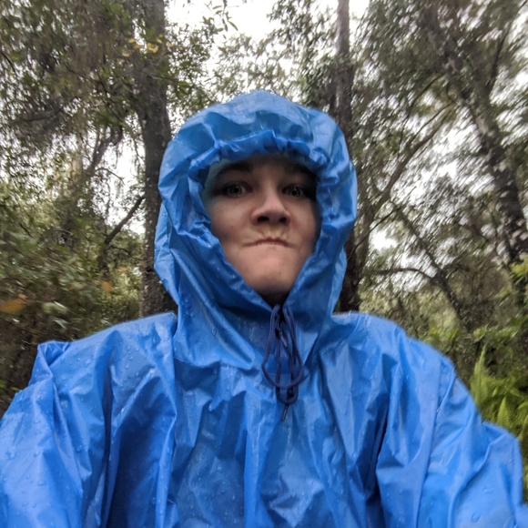 Meet your Posher, Jo - Picture 2 of 2